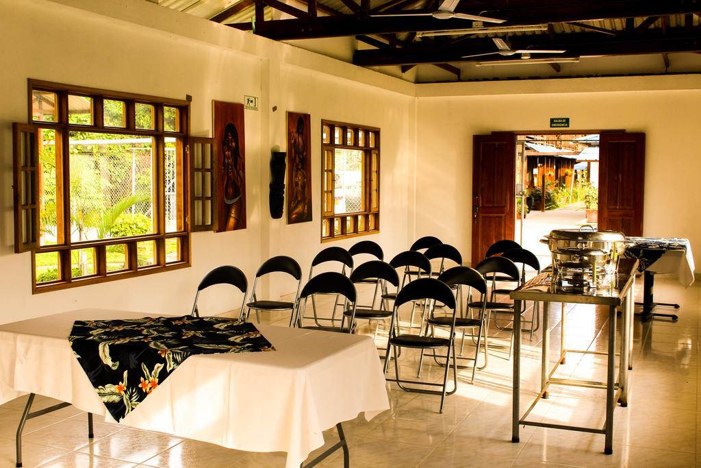Hotel Utueane Leticia Extérieur photo