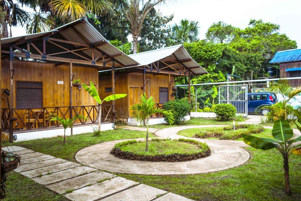 Hotel Utueane Leticia Extérieur photo