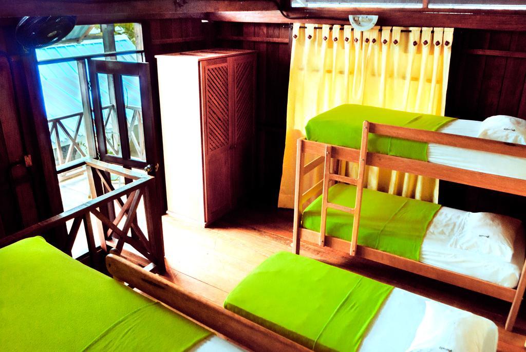 Hotel Utueane Leticia Extérieur photo